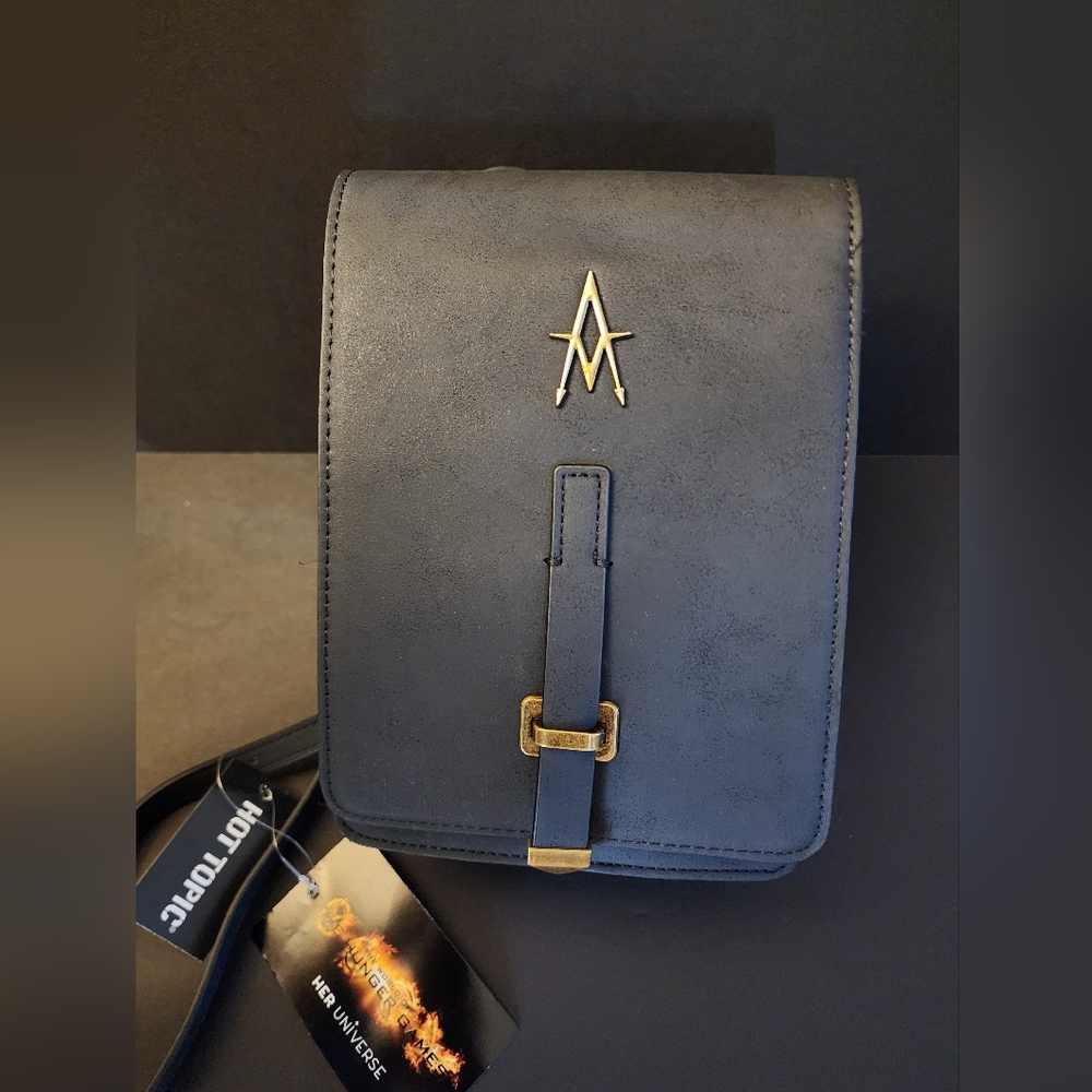 The Hunger Games Ballad Of Songbirds & Snakes Academy Crossbody Bag NWT RARE
